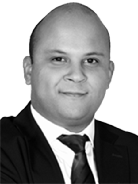 Hamza Hassouna,Associate - Consulting 